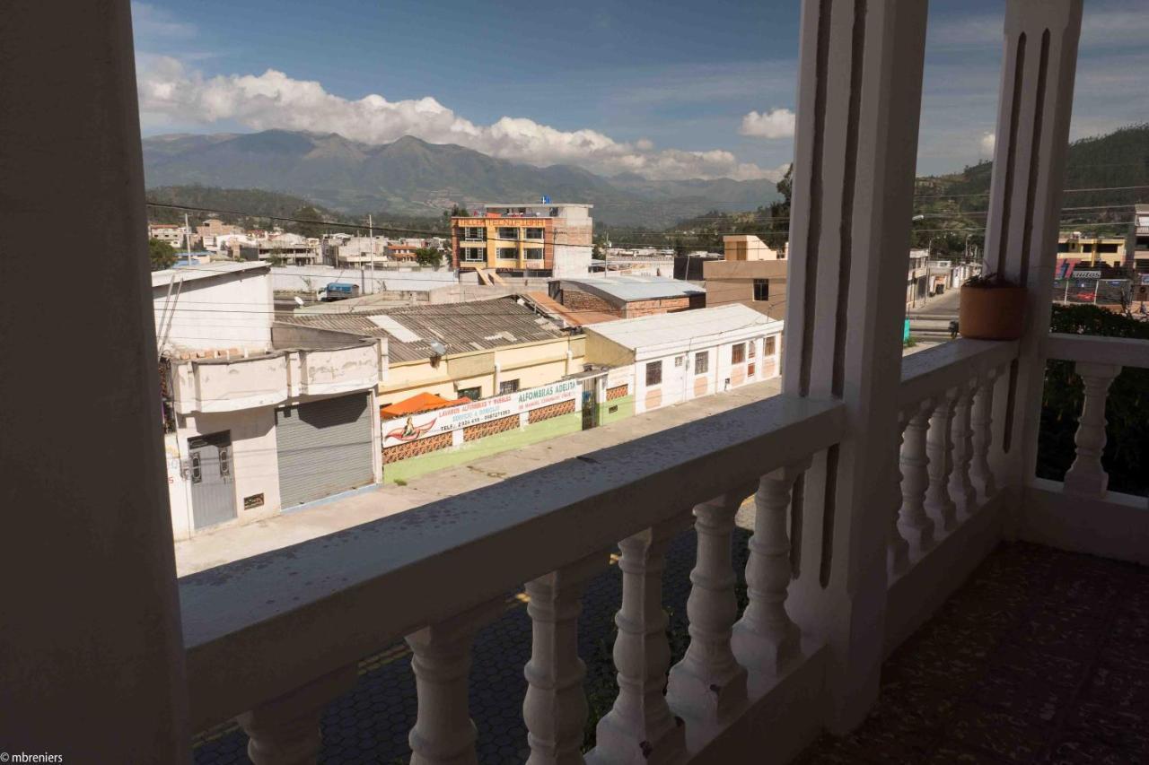 La Posada Del Quinde Otavalo Esterno foto
